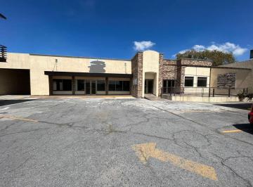 Local comercial · 1320m² · 35 Estacionamientos · Local en Renta en Av José López Portillo