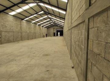 Bodega comercial · 570m² · 2 Estacionamientos · Bodega 1 en Renta Calz. del Pacífico Zinacantepec