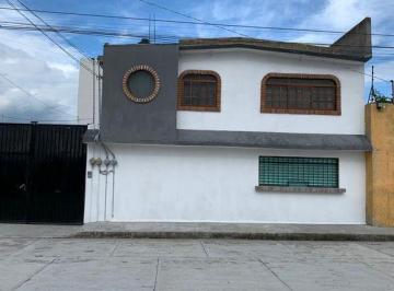 Casa · 519m² · 13 Recámaras · 20 Estacionamientos · Casa y Departamentos en Venta Atrás del Pri