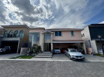 Casa en condominio · 530m² · 4 Recámaras · 6 Estacionamientos · Casa en Venta Rancho El Mesón Calimaya 4 Recamaras