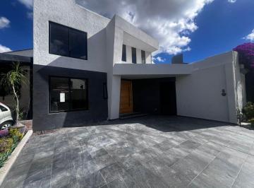 Casa en Renta de 3 habitaciones San Bernardino Tlaxcalancingo · Casa en Renta Sobre Caminoreal