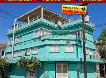 Casa de 8 habitaciones, Monterrey · Magno Edificio en Esquina: Céntrico, Funcional y Óptimo Para Uso Inmediato