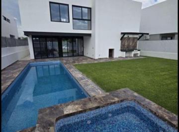 Casa de 3 habitaciones, Atlatlahucan · Excelente Casa en Venta Ubicada en Lomas de Cocoyoc