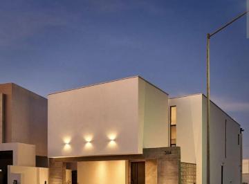 Casa de 3 habitaciones, Saltillo · Residencia de Lujo en Bosques Suizos – Saltillo