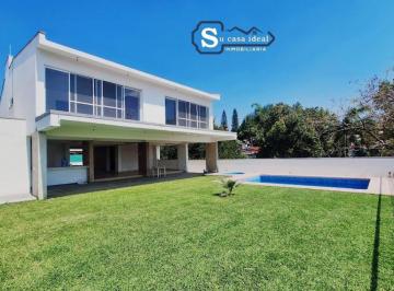 Casa de 4 habitaciones, Atlatlahucan · Hermosa Casa de 3 Niveles Ubicada en Lomas de Cocoyoc