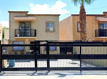 Casa de 3 habitaciones, Juárez · Maravillosa Casa en Zona Tranquila y Bien Contectada en Juarez Chih.