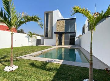 Casa de 3 habitaciones, Tlayacapan · Excelente Casa en Venta Ubicada en Tlayacapan Morelos.