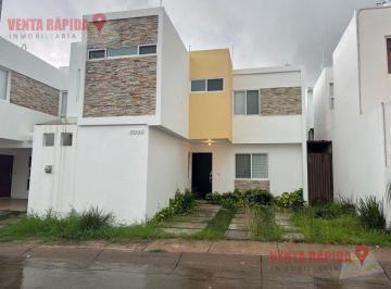 Casa · 105m² · 3 Recámaras · 2 Estacionamientos · Casa en Fraccionamiento Perisur