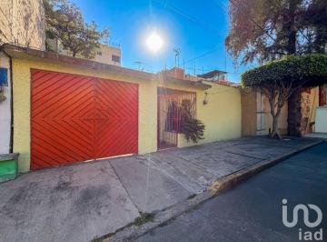Casa · 86m² · 2 Recámaras · 4 Estacionamientos · Casa en Venta en El Vergel, Iztapalapa
