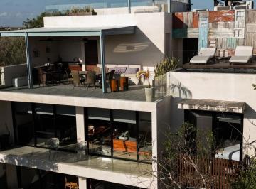 Departamento · 299m² · 3 Recámaras · PH en Renta en Kataleya