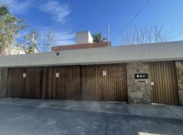 Casa · 360m² · 4 Recámaras · 4 Estacionamientos · Casa en Ciudad de Los Niños