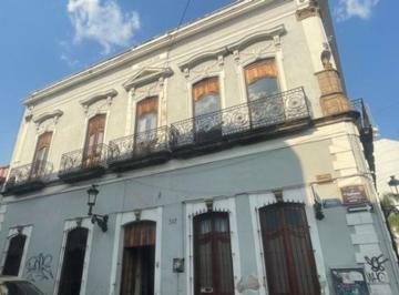 Inmueble productivo urbano · 262m² · 6 Recámaras · Edificio Historico