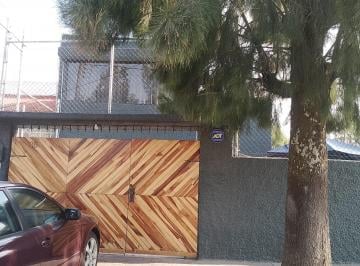 Casa · 253m² · 4 Recámaras · 5 Estacionamientos · Se Vende Casa en Circuito Navegantes - (4)