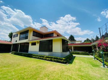 Casa en condominio de 3 habitaciones, Metepec · Casa en Privada en Venta en Club de Golf San Carlos, Metepec | Jardín y Seguridad 24/7 | $18.4 Mdp
