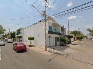 Casa de 3 habitaciones, Culiacán · Preciosa Propiedad en Villa Fontana, Culiacán