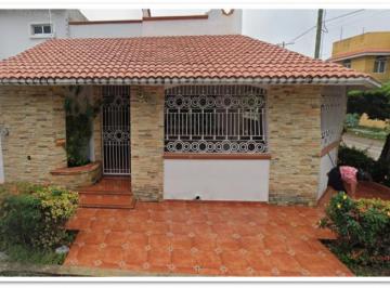 Casa de 4 habitaciones, Othón P. Blanco · Venta de Casa en 17 de Octubre, Chetumal. Quintana Roo