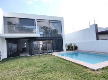 Casa · 341m² · 3 Recámaras · 3 Estacionamientos · Venta Casa Residencial Burgos Corintio