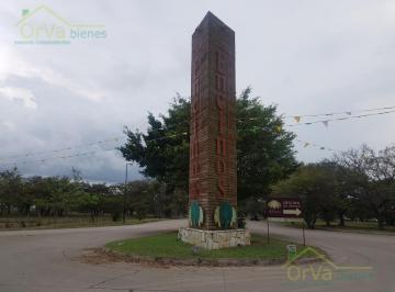 Casa · 3 Recámaras · 2 Estacionamientos · Casa - Fraccionamiento Los Encinos