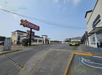Local comercial · 45m² · Local en Av Universidad