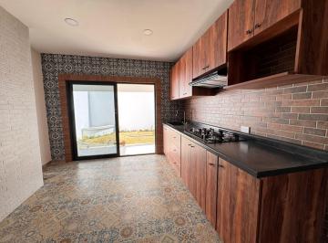 Casa · 3 Recámaras · 1 Estacionamiento · Casa en Venta en 14 Sur, Blvd Torres y Periférico