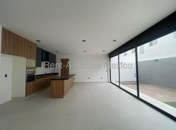 Casa de 4 habitaciones, Corregidora · Casa Nueva en Venta con Recámara en Planta Baja en Cañadas del Lago Vm1767