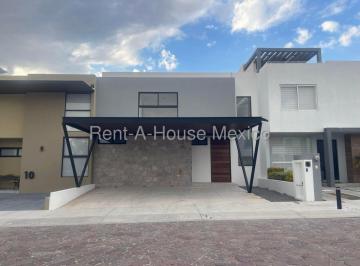 Casa de 4 habitaciones, Corregidora · Cañadas del Lago, Queretaro. Casa de 4 Recamaras y 5 Baños