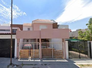 Casa de 3 habitaciones, Celaya · Venta de Casa en Celaya Guanajuato