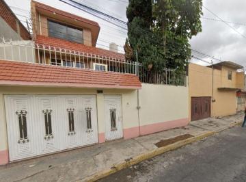 Casa de 4 habitaciones, Nezahualcóyotl · Casa en Venta en Flores Mexicanas, Benito Juárez, Cdad. Nezahualcóyotl, México