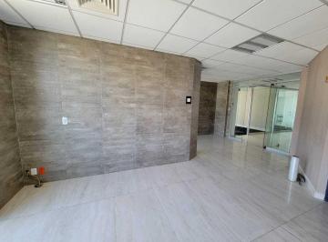 Oficina · 200m² · 6 Estacionamientos · Oficinas en Renta en Interlomas