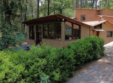 Casa de 4 habitaciones, Tapalpa · Cabaña en Venta en Tapalpa