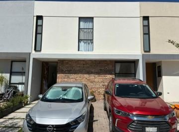 Casa de 3 habitaciones, El Marqués · Casa - Venta - Zibatá. Excelente Ubicación, Amenidades.
