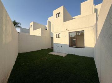 Casa en condominio · 150m² · 3 Recámaras · 2 Estacionamientos · Casas Nuevas en Venta Condominio con Alberca 10 Minutos de Cuernavaca