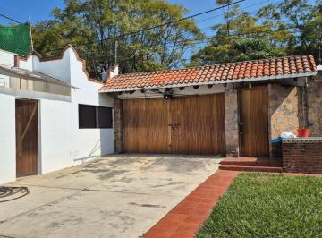 Casa de 3 habitaciones, Cuernavaca · Casa Sola de un Nivel en Fraccionamiento Lomas de Atzingo.