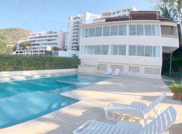 Casa de 3 habitaciones, Acapulco de Juárez · Hermosa Departamento con Alberca en Excelente Zona de Alta Plusvalia en Acapulco