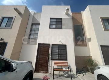 Casa en condominio · 70m² · 2 Recámaras · 2 Estacionamientos · Casa en Renta en Rincones del Marqués