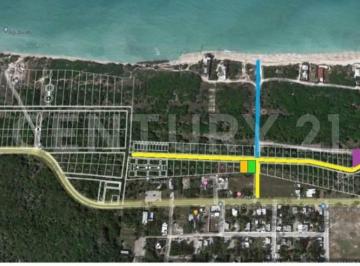 Terreno / Lote · 238m² · Terreno en Venta en Chuburná Puerto, Yucatán