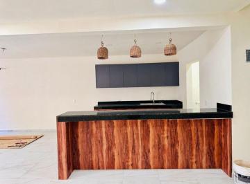 Casa de 3 habitaciones, Puerto Morelos · Casa de 211 m² con 3 Recámaras en Venta en Puerto Morelos