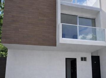 Casa de 3 habitaciones, Puerto Morelos · Casa en Venta en Puerto Morelos, Aldea Kiin
