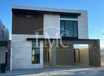 Casa en condominio de 4 habitaciones, Saltillo · En Venta Hermosa Casa en Valle de Fontana Al Norte de Saltillo