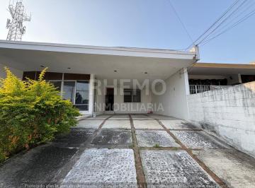Casa · 6 Recámaras · 4 Estacionamientos · Casa en Renta 6 Habitaciones en Jardines de Tuxpan, Tuxpan, Ver