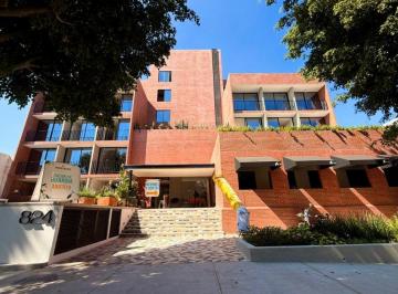 Departamento de 2 habitaciones, Guadalajara · Se Vende Departamento en Colonia Moderna a 5 Cuadras de La Glorieta de Los Niños Héroes, 2 Rec. 2 W