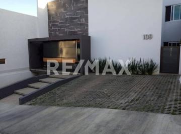 Casa · 236m² · 3 Recámaras · 3 Estacionamientos · Residencia Porta Toscana - (4)