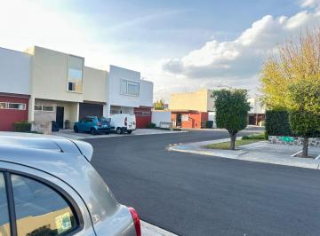 Casa en condominio de 3 habitaciones, Querétaro · Casa en Renta, Fracc Virreyes, Lomas del Marqués, Querétaro