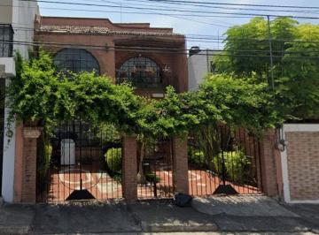 Casa de 3 habitaciones, Morelia · Hermosa y Elegante Casa Ubicada a 20 Min de Las Facultades de Odontologia y Enfermeria