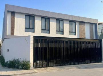 fbc387c8995e116b3352a13868349fe53894d8b3bfef7b67203570675457822c · Casa en Venta en Dzityá de Dos Plantas