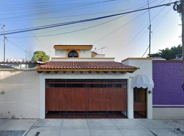 Casa de 3 habitaciones, Colima · Venta de Casa en Colima, Colima.