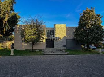 Casa de 3 habitaciones, Zapopan · Casa en Venta Valle Real