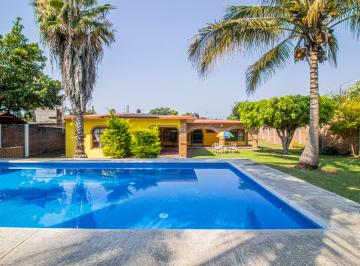 Casa de 4 habitaciones, Cuautla · Casa de un Nivel con Alberca y Jardín Propio, a 2 Min de La Carretera Cuernavaca – Cuautla