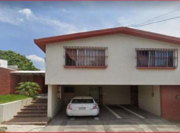 Casa de 3 habitaciones, Guadalupe · Se Vende Casa En: Marco Tulio Cicerón, Contry La Silla 1ª Sección, Guadalupe, Nuevo León.