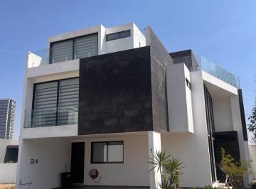 Casa de 4 habitaciones, San Andrés Cholula · Preciosa Casa Amueblada en Lomas de Angelópolis